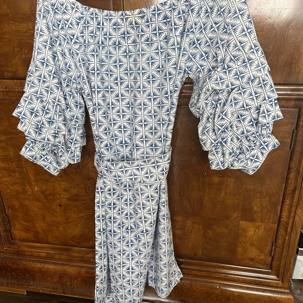 Roller Rabbit dress - Picture 2 of 4